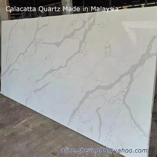 China Top Calacatta Laza Quartz Slabs made in Malaysia Factory