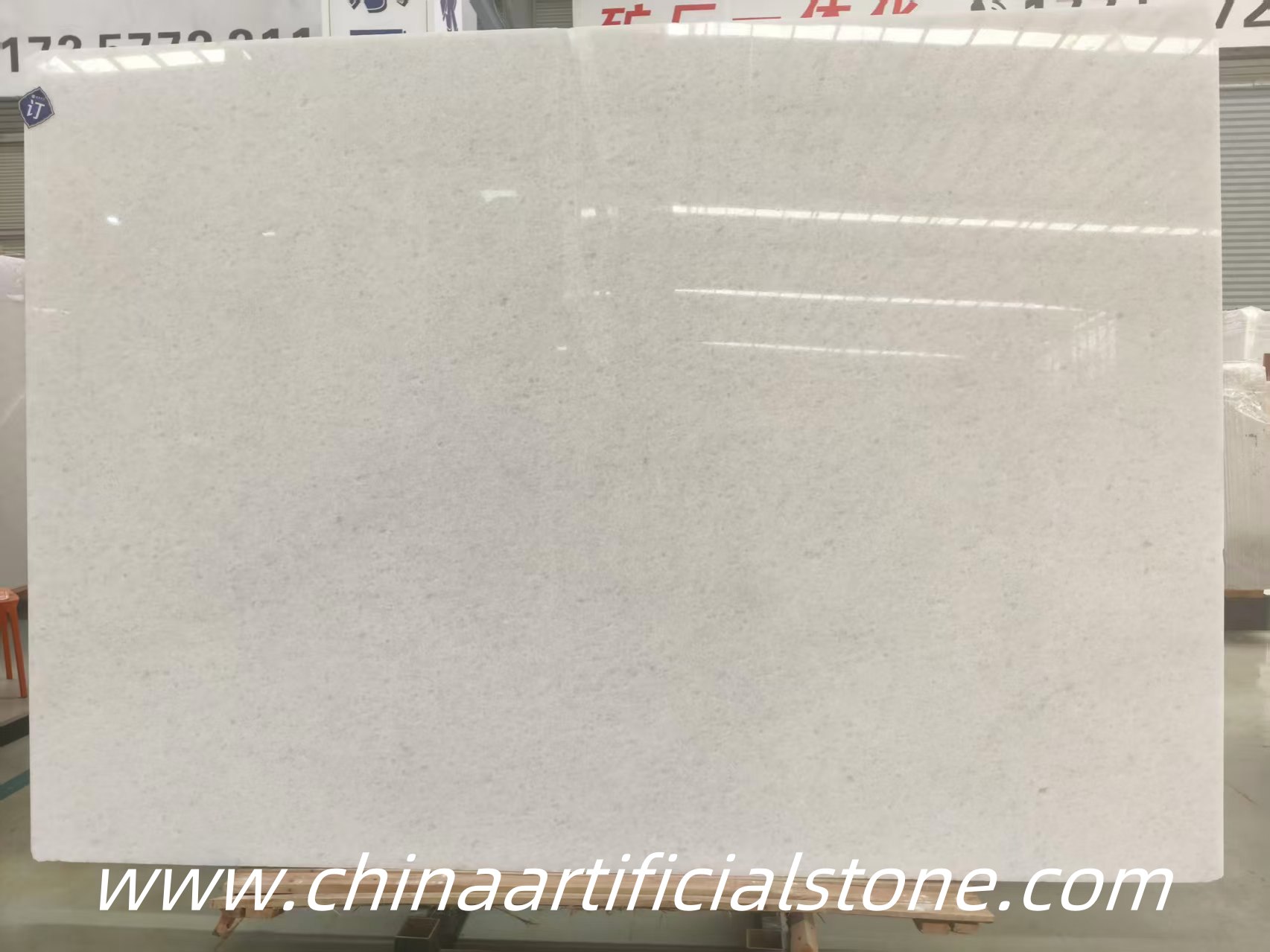 Medium Grain Crystal White Marble Slabs